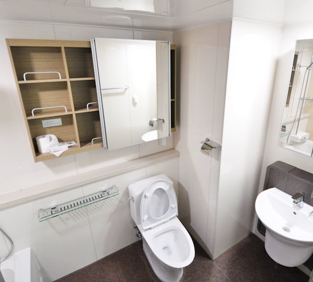 Muebles a medida: solución ideal para baños angostos